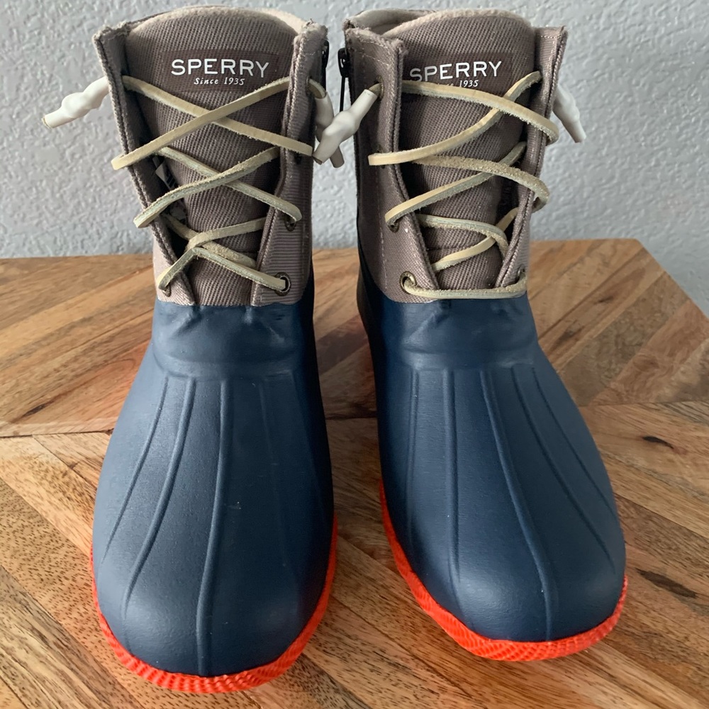 Sperry Duck Boots size 8